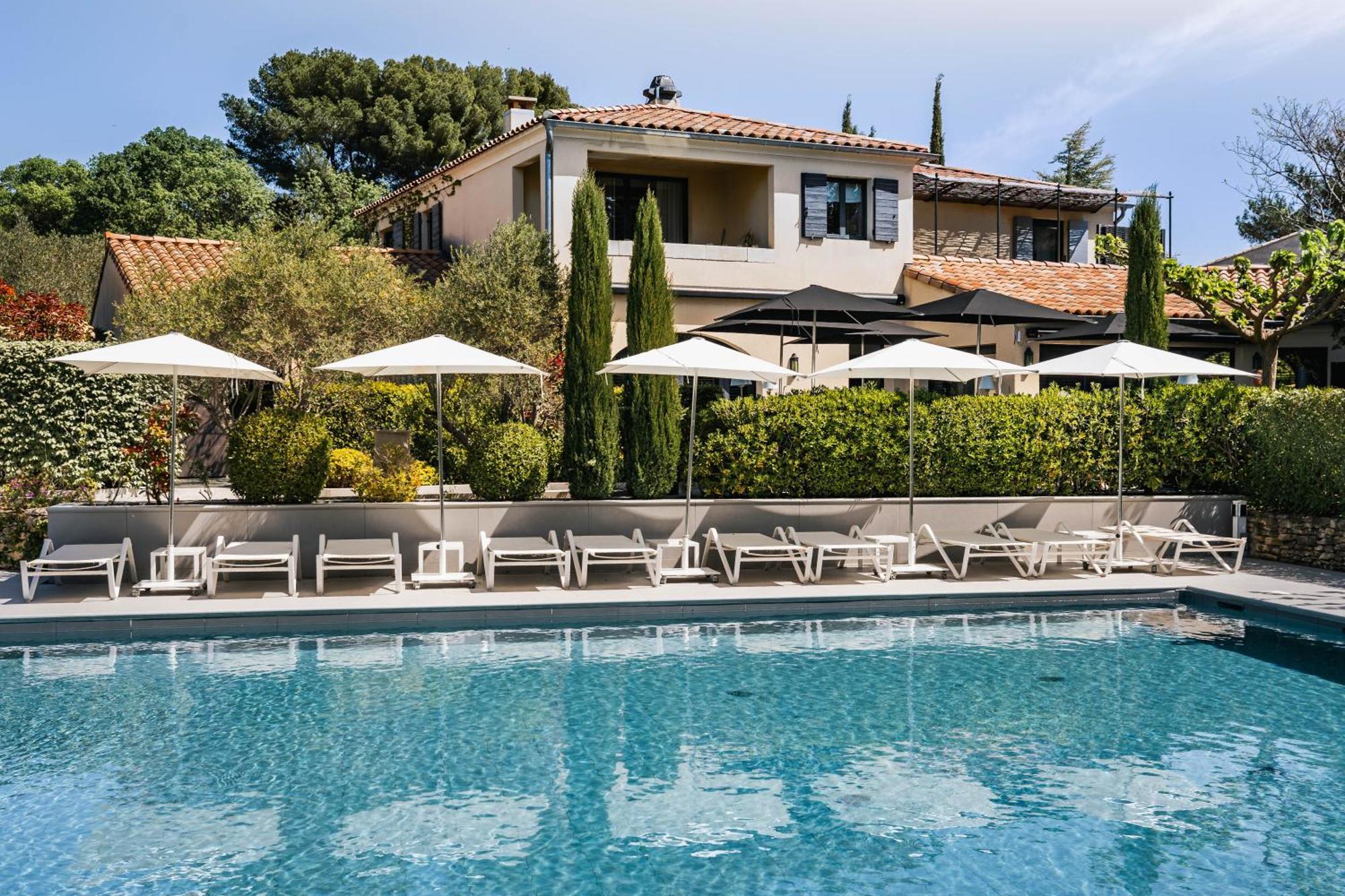 Du Cote Des Olivades Hotel Paradou Exterior photo