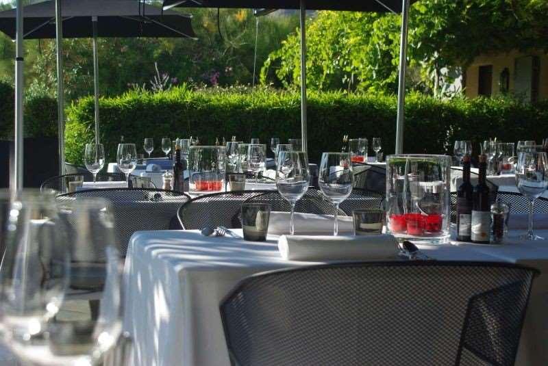 Du Cote Des Olivades Hotel Paradou Restaurant photo